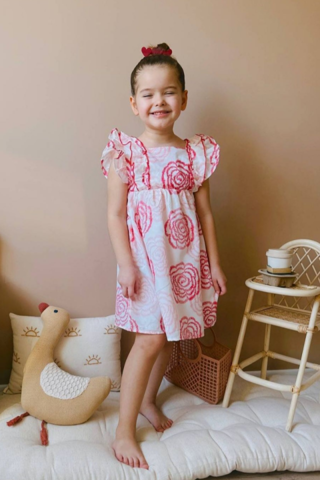 Beyaz Gül Desenli Kız Çocuk Yazlık Elbise