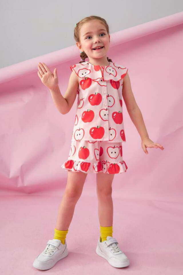 Neşeli Elmalar Alt Üst Takım